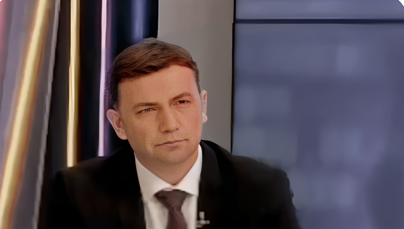Bujar Osmani e  vajton  demolimin e Kolegjit në Tiranë  Këto pamje më shkaktojnë dhimbje 