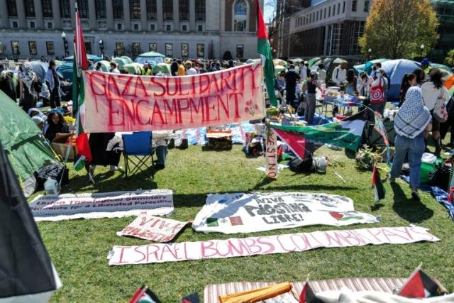 Studentët  ndezin  universitetet  Biden  Protestat janë e drejtë legjitime  por jo dhuna