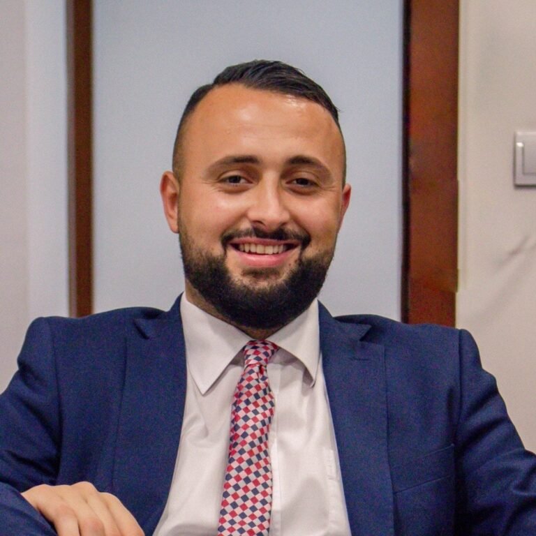 Përparim Bajrami në arrati  Gjykata vendosi ta gjykojë në mungesë