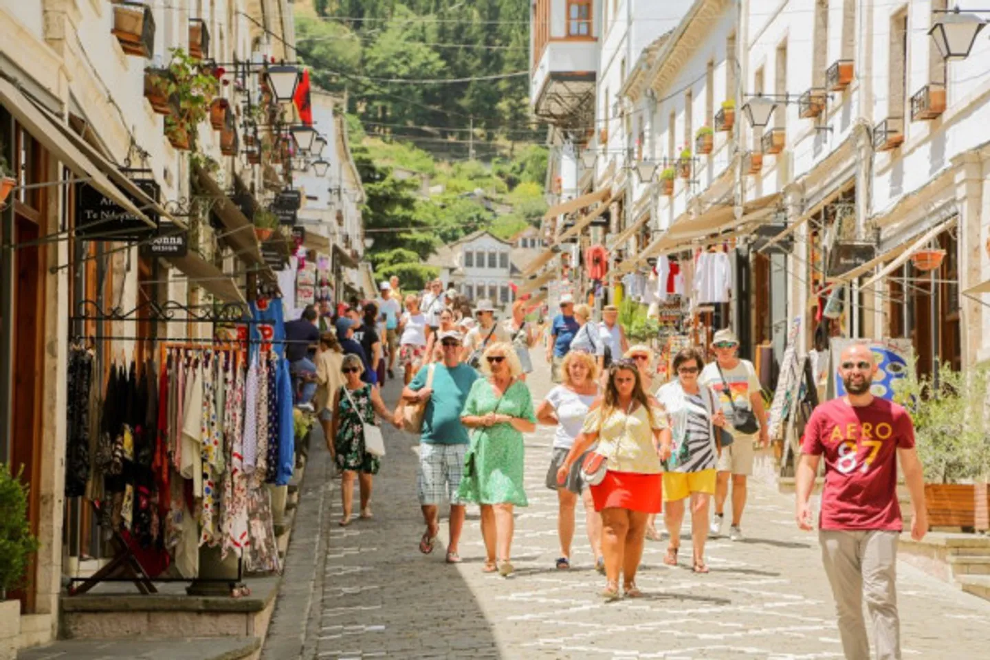 Shqipëria thyen rekord vizitorësh në shtator  rritje me gati 10 për qind të turistëve të huaj