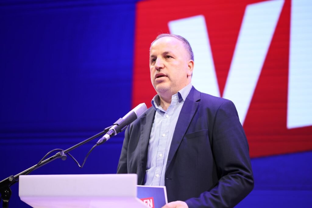 Adnan Azizi  Edhe 7 ditë na ndajnë nga fitorja historike 
