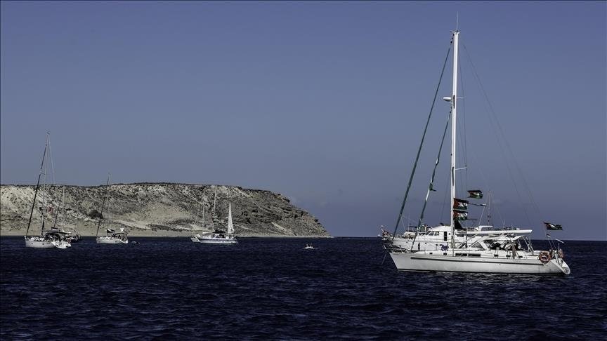 Flotilja ndërkombëtare  Sumud  më pak se 90 milje detare nga Gaza