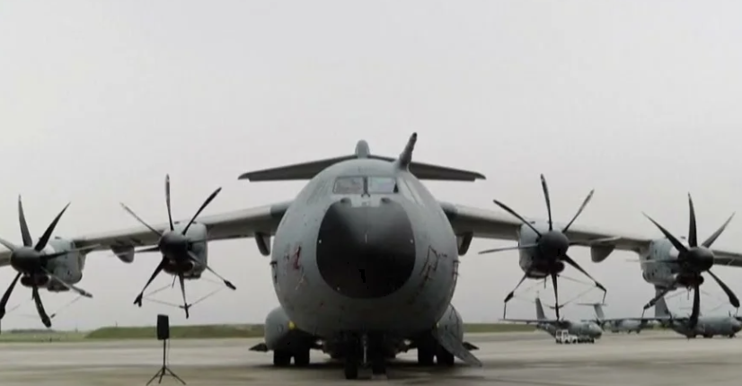 Airbus  rikthehen fluturimet  por 900 avionë ende mbeten në tokë nga frika e rrezatimit