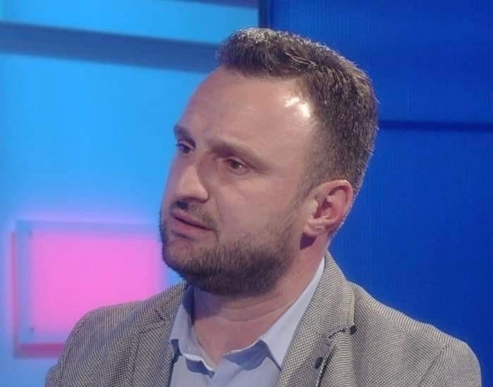 me-lehte-mund-ta-pastrosh-nje-shtet-sesa-nje-karakter-njeriu