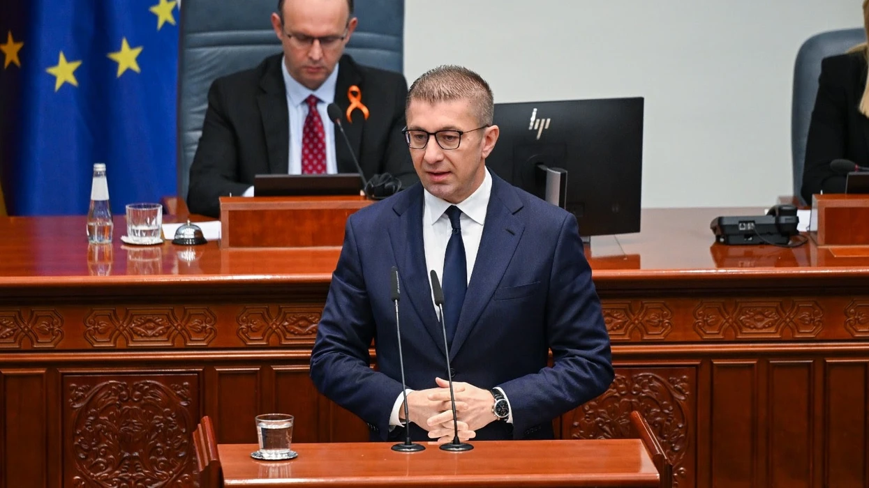 Mickoski  Gjykata Kushtetuese dhe Kacarska kanë hequr rritjen lineare të pensioneve  mbi 70 përqind e pensionistëve do të marrin pension më të ulët