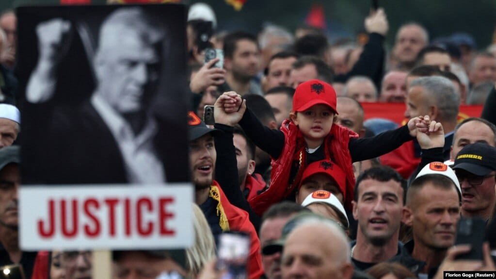  Drejtësi për çlirimtarët   përfundon protesta e organizuar nga OVL UÇK në Strasburg