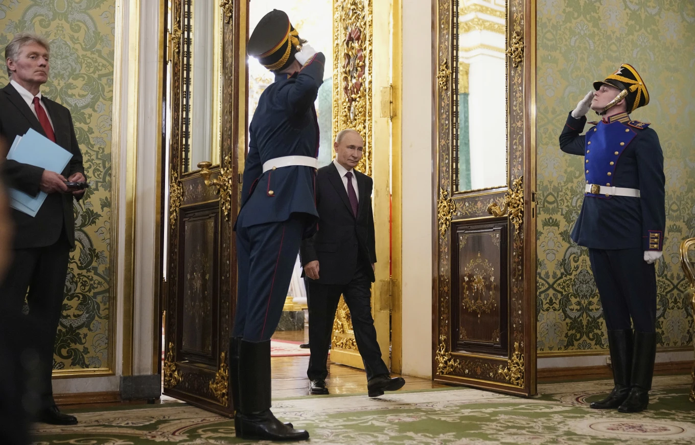 Kremlini e mohon se Putini e ka hedhur poshtë planin e paqes