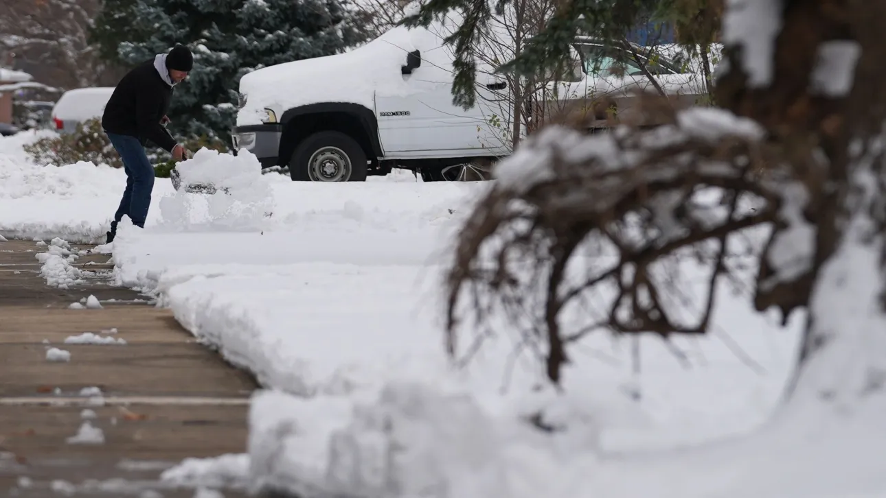 SHBA përballet me stuhi dimërore  mbyllen disa shkolla  autoritetet raportojnë për akse të rrezikshme rrugore