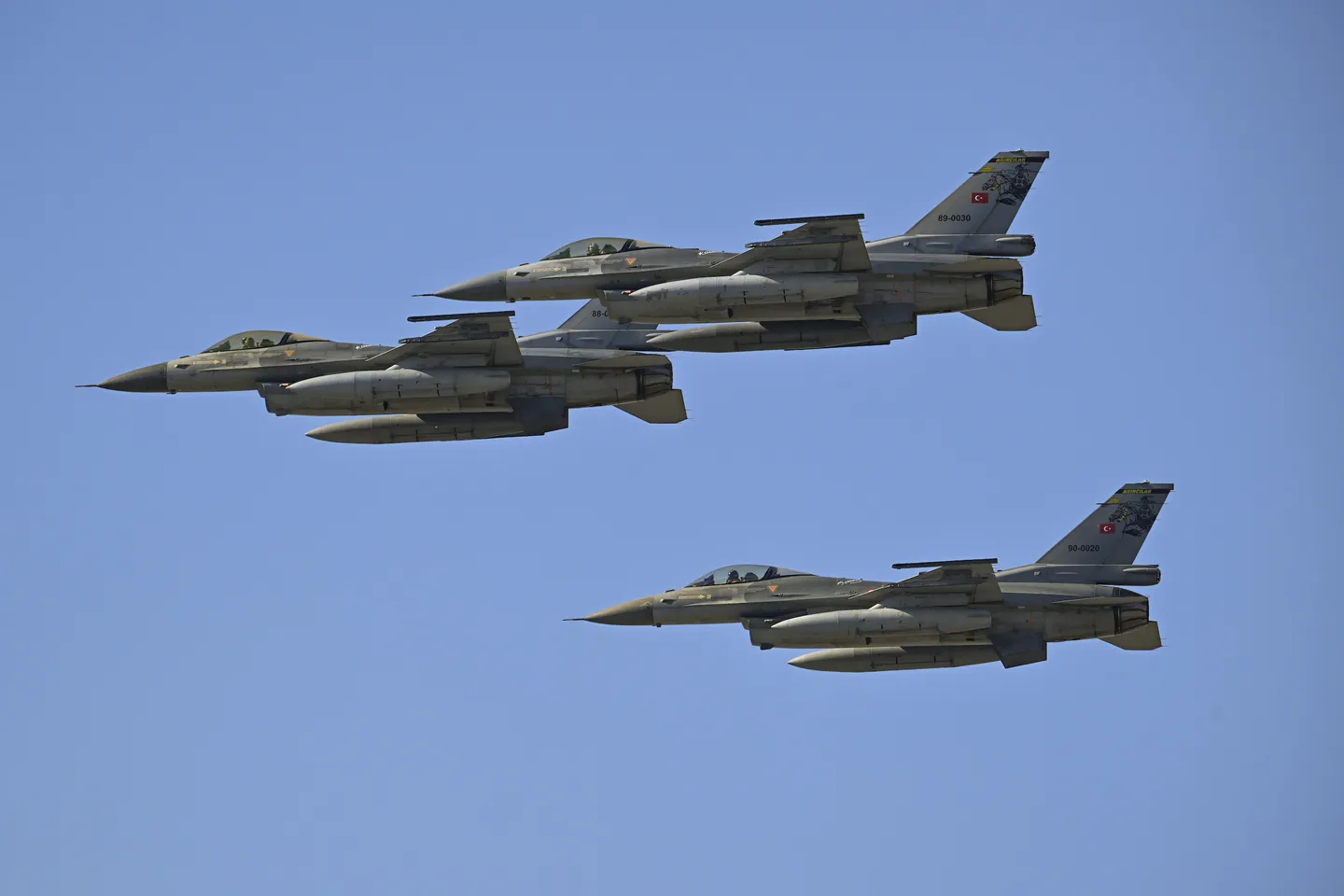 Ministria turke e Mbrojtjes  Një dron që ishte jashtë kontrollit u rrëzua në Detin e Zi