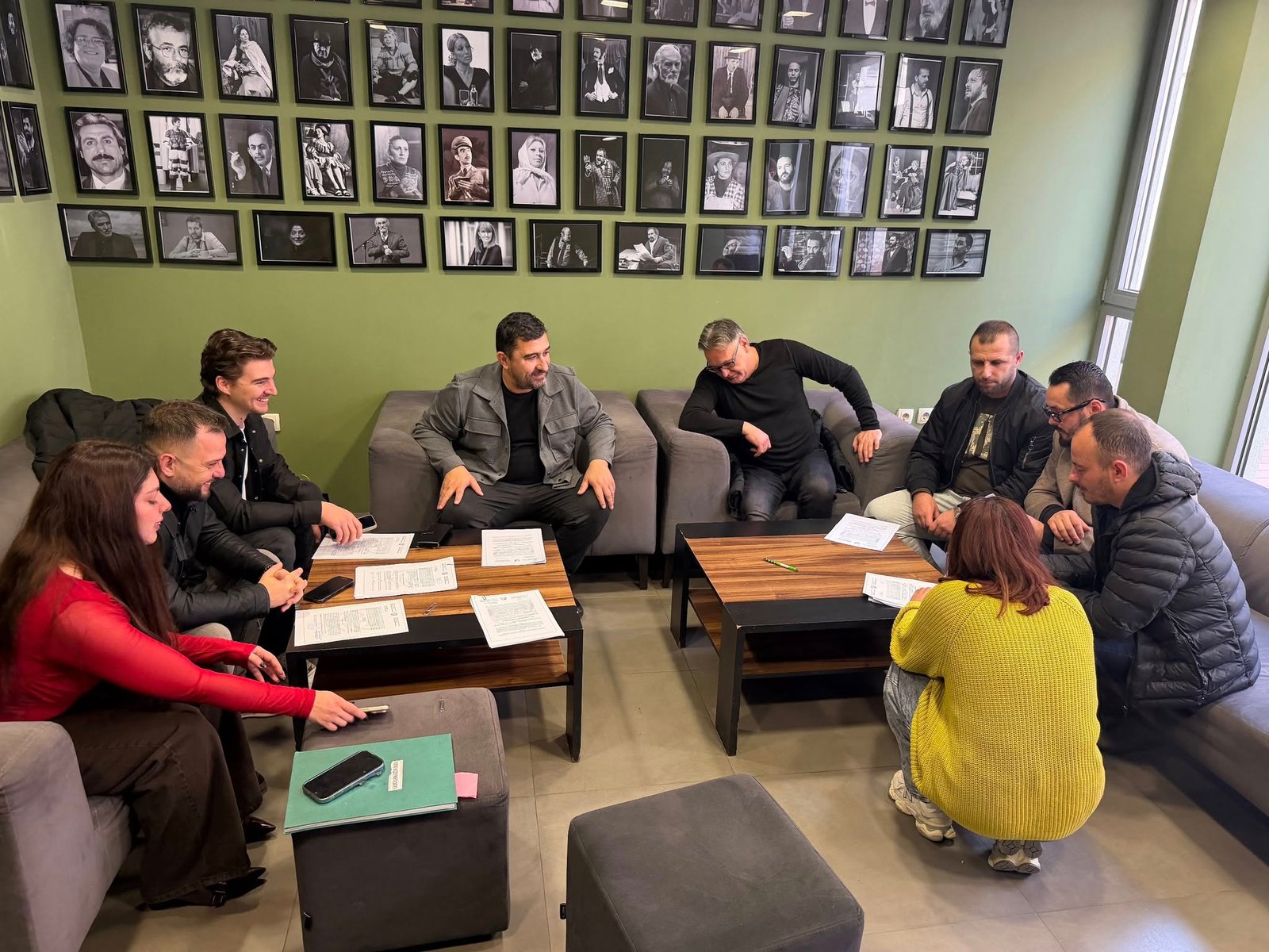 Ismet Ramadani  Tetë emra të rinj i bashkohen Teatrit Shqiptar në Shkup