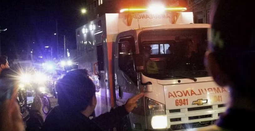 Autobusi që po transportonte 40 studentë doli nga rruga  16 të rinj humbin jetën në Kolumbi