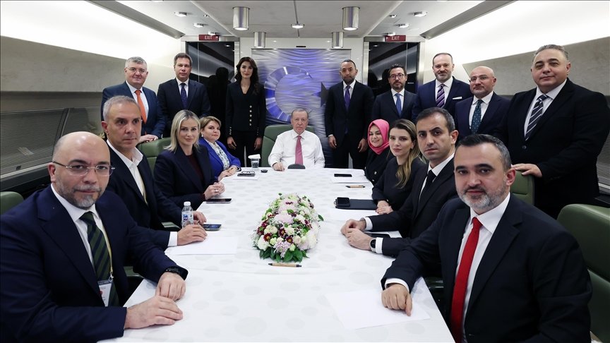 Erdogan thotë se paqja në Ukrainë  nuk është larg  pas takimit me Putin  sinjalizon bisedime të mundshme me Trumpin