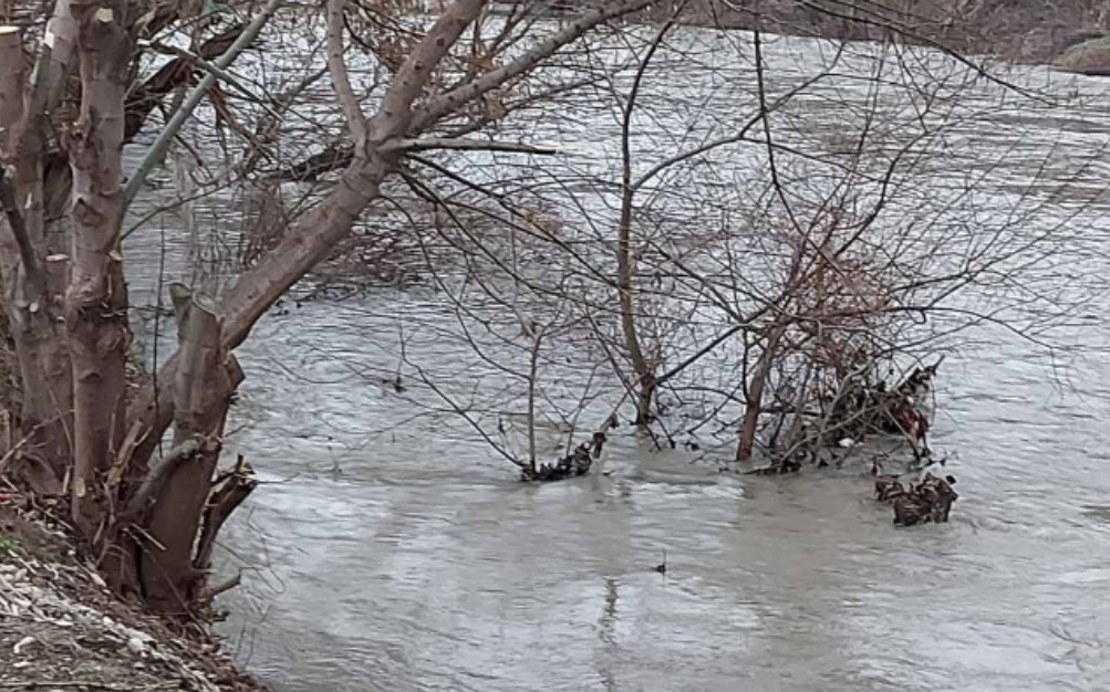 Gjendet një trup i pajetë në ujërat e lumit Vardar