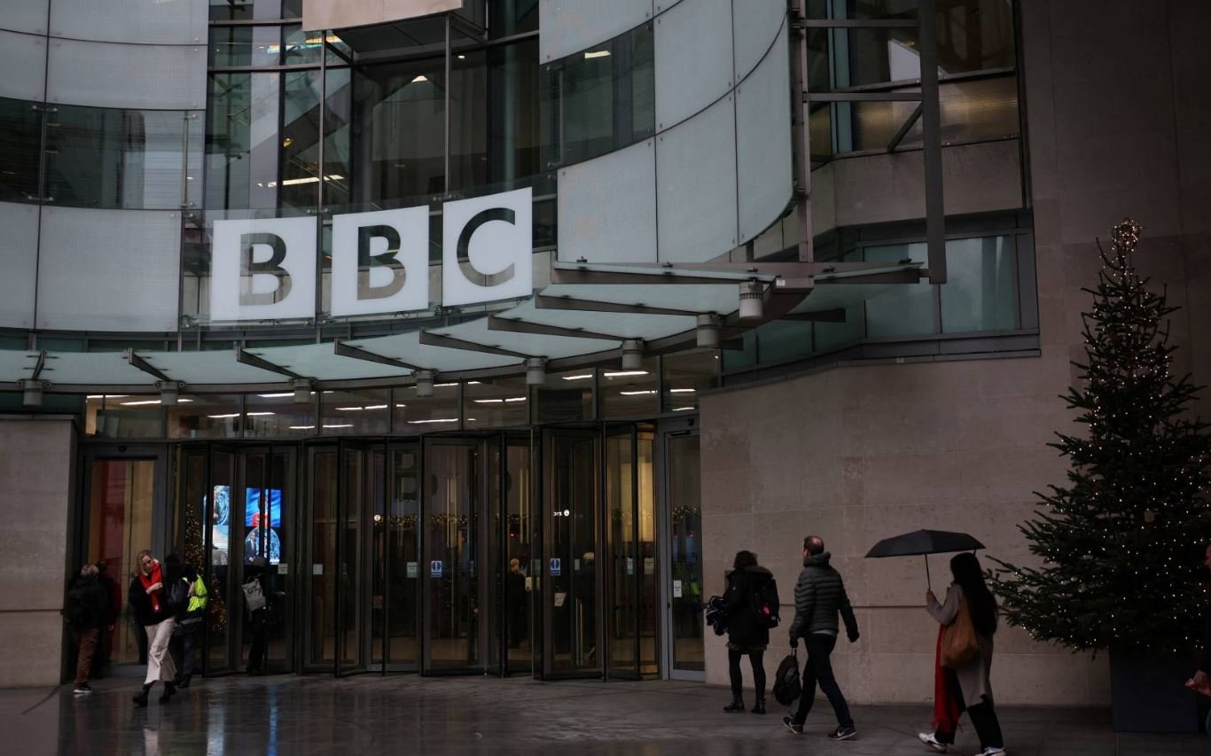 BBC kërkon rrëzimin e padisë së Trumpit për shpifje prej 5 miliardë dollarësh