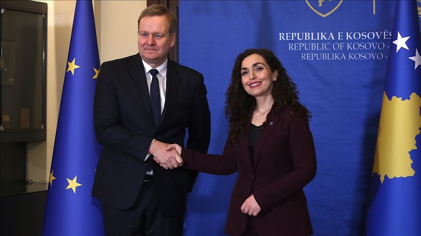 Sorensen  Duhet të sigurohemi që të dyja palët Kosovë Serbi të ulen dhe të bisedojnë