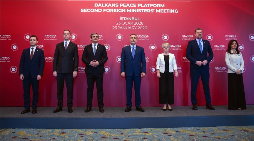 Mucunski thekson rolin e Turqisë si aleat i NATO s dhe partner kyç ekonomik i Maqedonisë së Veriut