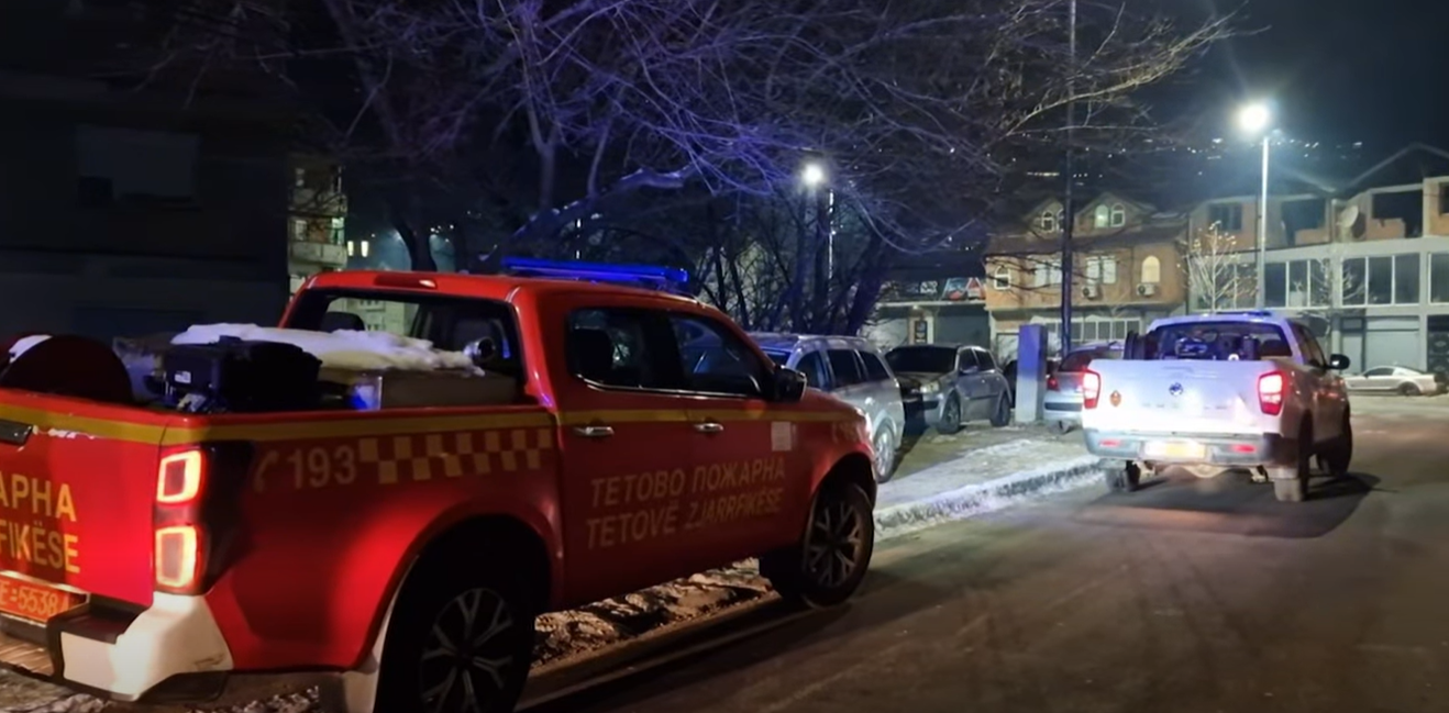 Zjarri ka përfshirë një banesë në Tetovë  njoftohet për një person të vdekur