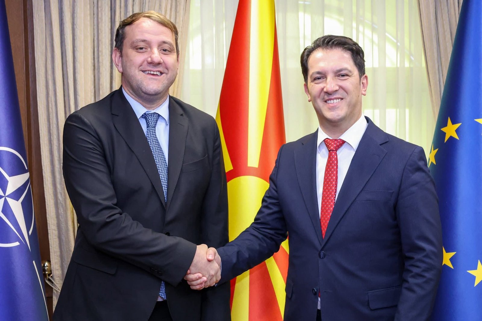 Zv kryeministri i parë Bekim Sali priti në takim Ambasadorin e Kosovës  Florian Qehaja