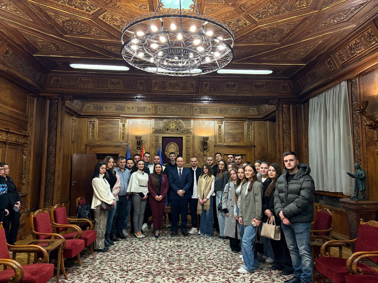 Afrim Gashi mirëpret studentët e UNT së  ofron bashkëpunim institucional