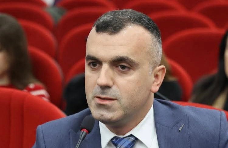 Avokati i Popullit  Faton Selami  Detyrën do ta ushtroj me profesionalizëm dhe përkushtim