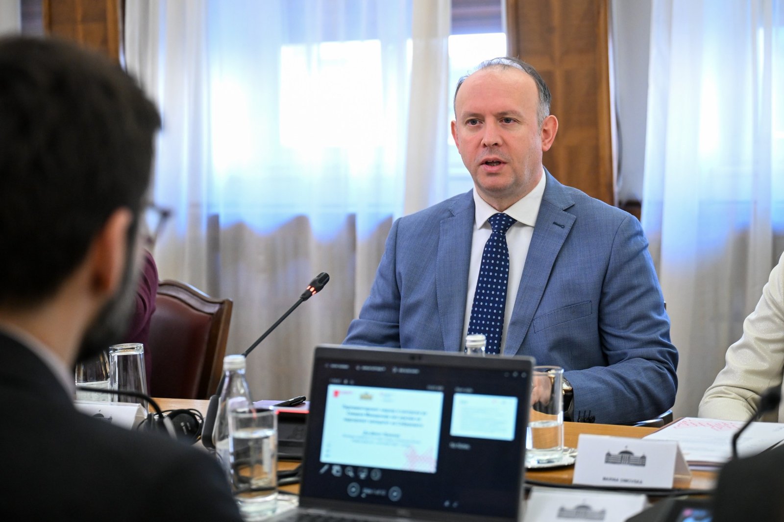 Gashi  Në Kuvend u prezantua analiza për mbikëqyrjen dhe kontrollin parlamentar