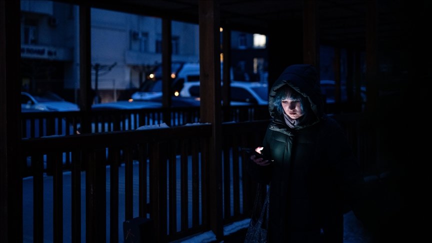 BE ja dërgon qindra gjeneratorë në Ukrainë pasi sulmet lënë 1 milion banorë pa energji elektrike