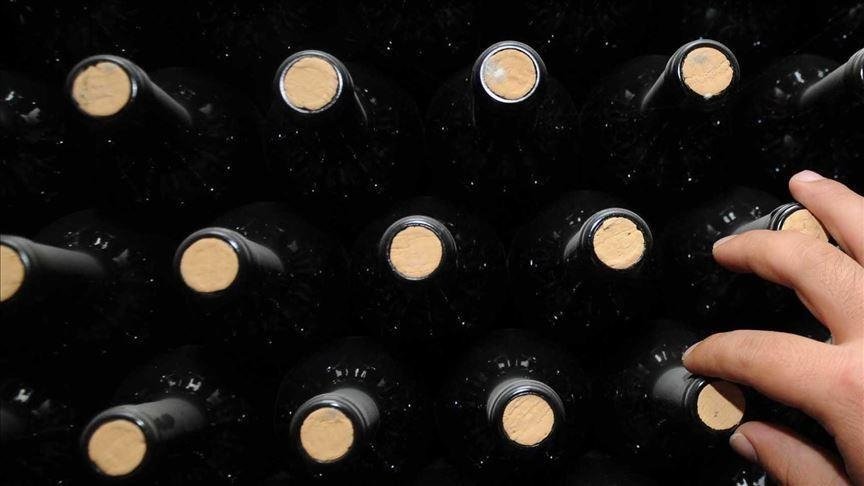 Franca e quan  shantazh  kërcënimin e Trumpit për tarifa prej 200 për qind për verërat