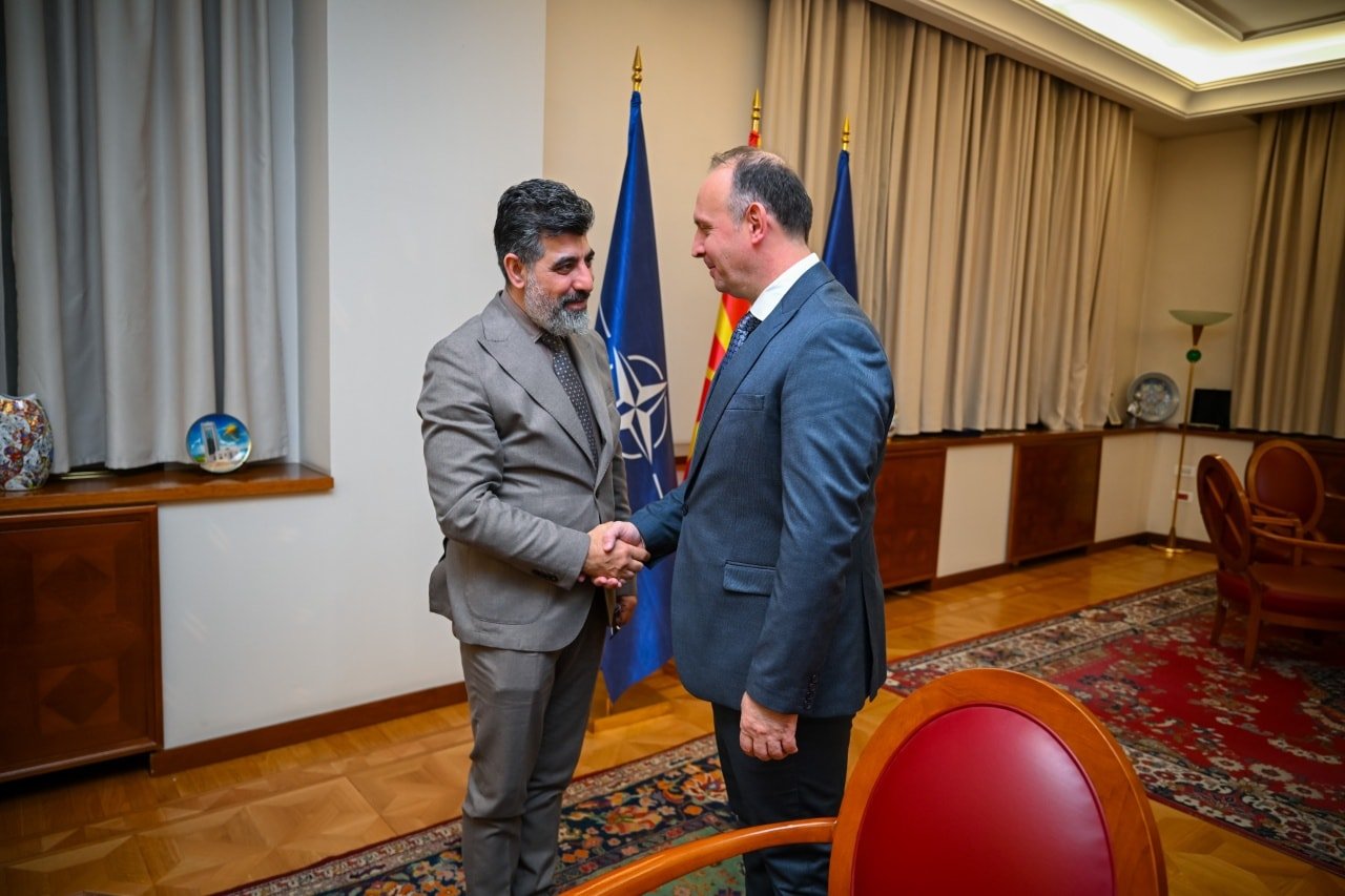 Kryeparlamentari Gashi takon rektorin e IBU së  diskutohet për sfidat e arsimit të lartë dhe bashkëpunimin me Kuvendin