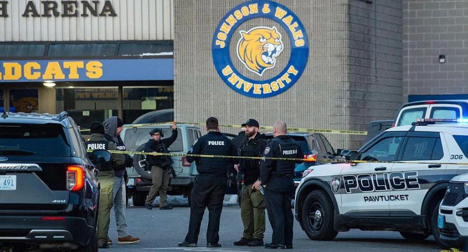 Dy të vdekur nga të shtënat në SHBA  Policia identifikon autorin e dyshuar