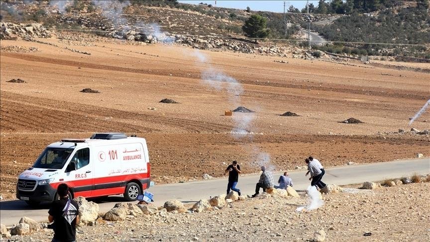 Kolonët e paligjshëm plagosin një zyrtar lokal palestinez në Bregun Perëndimor