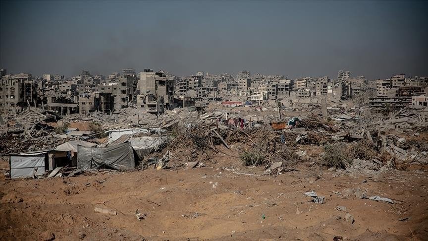 Dhjetëra izraelitë  përfshirë nënkryetarin e Knessetit izraelit hynë në Gaza