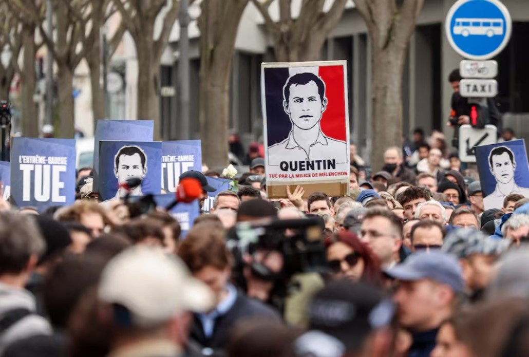 Aktivisti i vrarë në Francë  Macron bën thirrje për qetësi para tubimeve masive