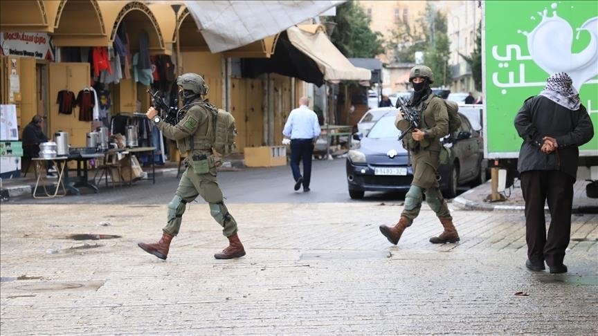 Forcat izraelite bastisin një kamp refugjatësh në Bregun Perëndimor