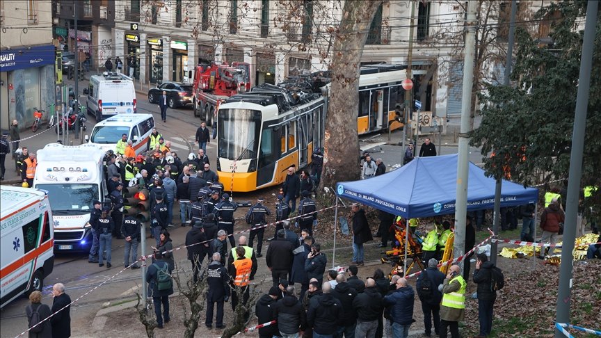 Tramvaji del nga shinat në qendër të Milanos  2 të vdekur dhe dhjetëra të plagosur