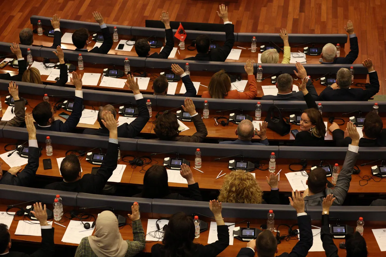 Kuvendi i Kosovës miraton rezolutë që kërkon nga Gjykata Speciale proces gjyqësor të drejtë