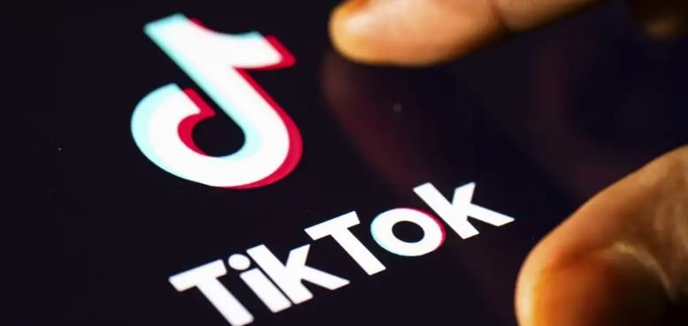  Krijon varësi  sidomos tek fëmijët   BE kërcënon TikTok un me gjobë