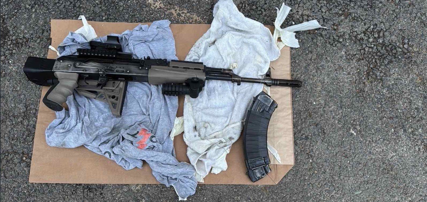 Arrestime dhe bastisje në disa lokacione në Shkup  sekuestrohen armë dhe municion