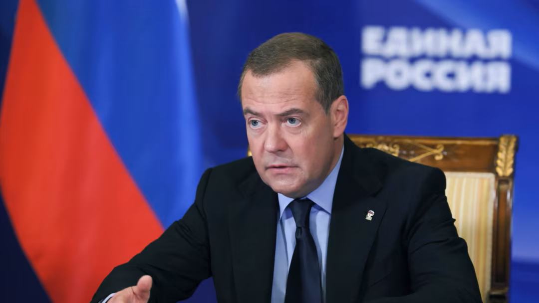 Medvedev  SHBA ja tregoi  fytyrën e saj të vërtetë  me sulmin ndaj Iranit