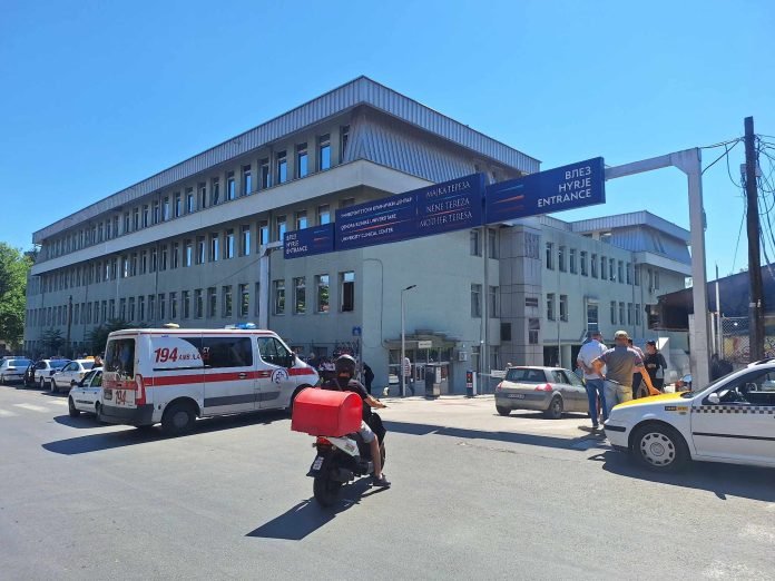 VLEN  Pas dekadash kaos  Kampusi  Nënë Tereza  hyn në fazën e parkimit modern