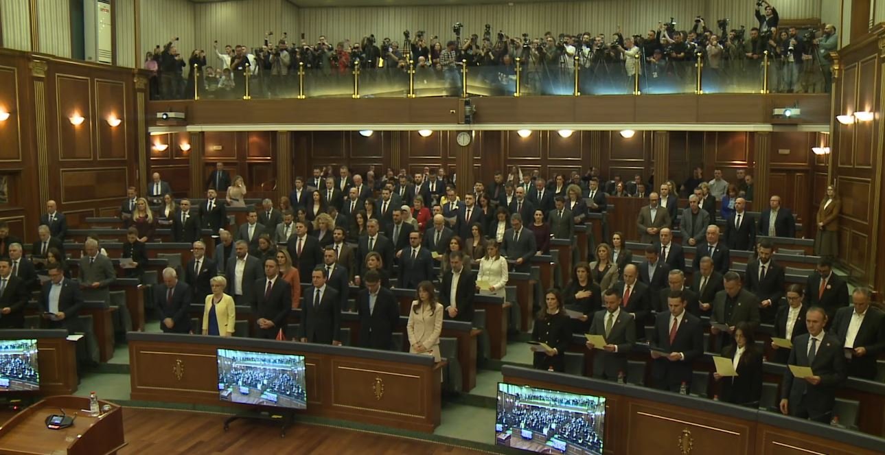 Albulena Haxhiu  kryetare e re e Kuvendit të Kosovës