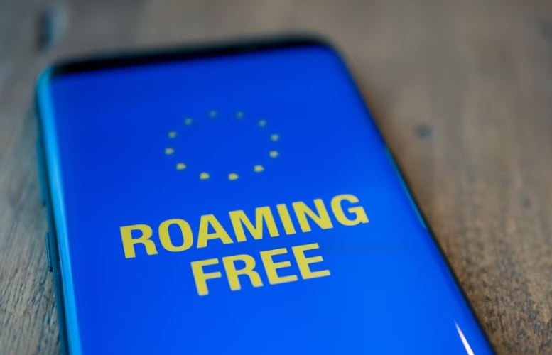 KE propozon heqjen e roaming ut për vendet e Ballkanit Perëndimor