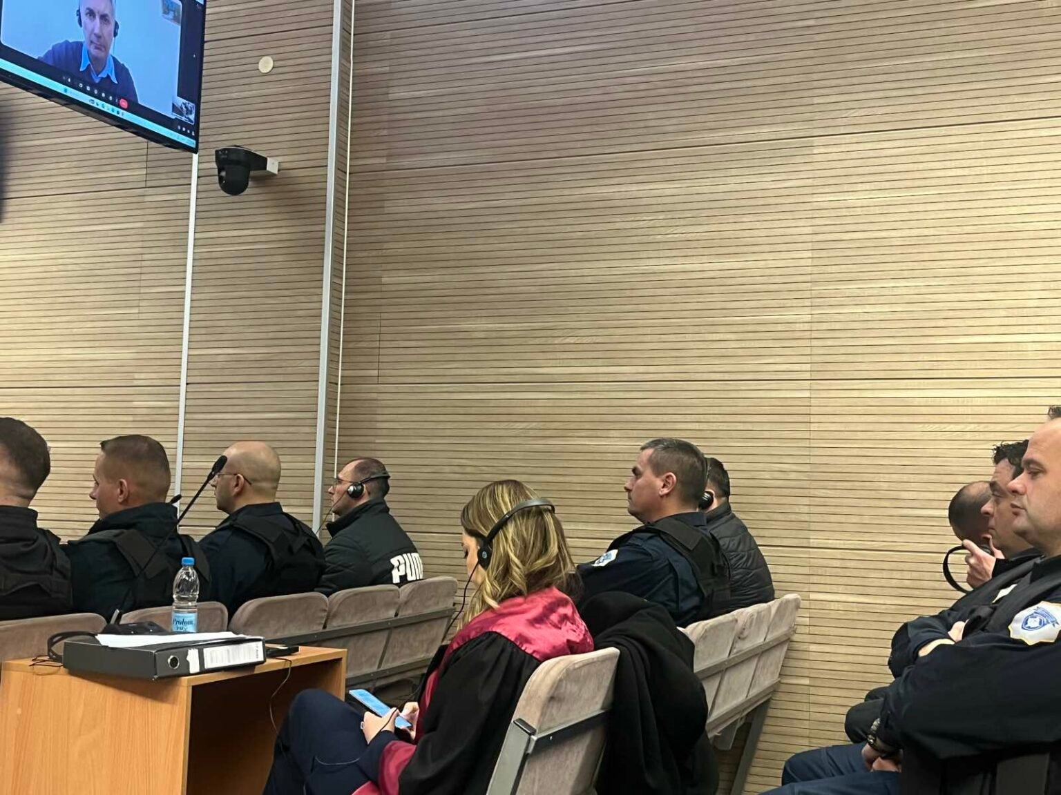 Rasti  Banjska   nis rrëfimin përmes video linkut dëshmitari nga Maqedonia e Veriut