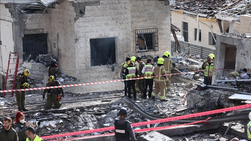 Instituti izraelit  22 persona janë vrarë dhe mbi 4 800 janë zhvendosur që nga fillimi i luftës