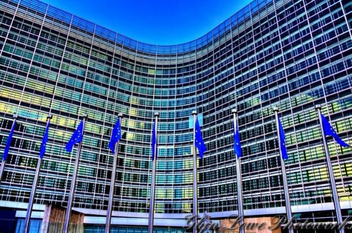 Beogradi bleu raketa nga Kina  reagon BE  Serbia duhet t u shmanget varësive strategjike jashtë rrugës evropiane