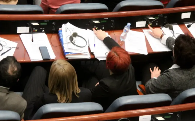Në Maqedoninë e Veriut 37 5 për qind e deputetëve janë gra