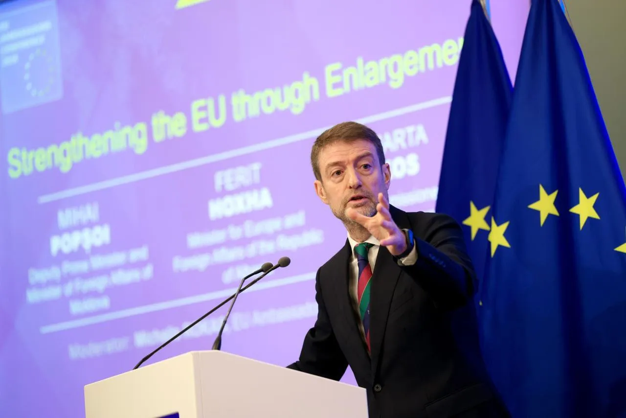 Ministri Hoxha  Mirëpresim vendimin për heqjen e masave të BE së ndaj Kosovës