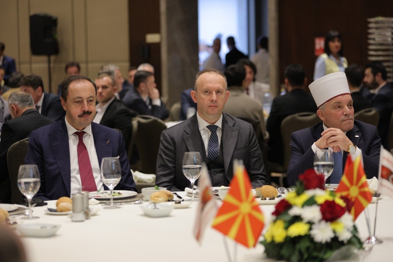 Kryetari i Kuvendit  Afrim Gashi në iftarin e Odës Ekonomike Maqedoni e Veriut   Turqi