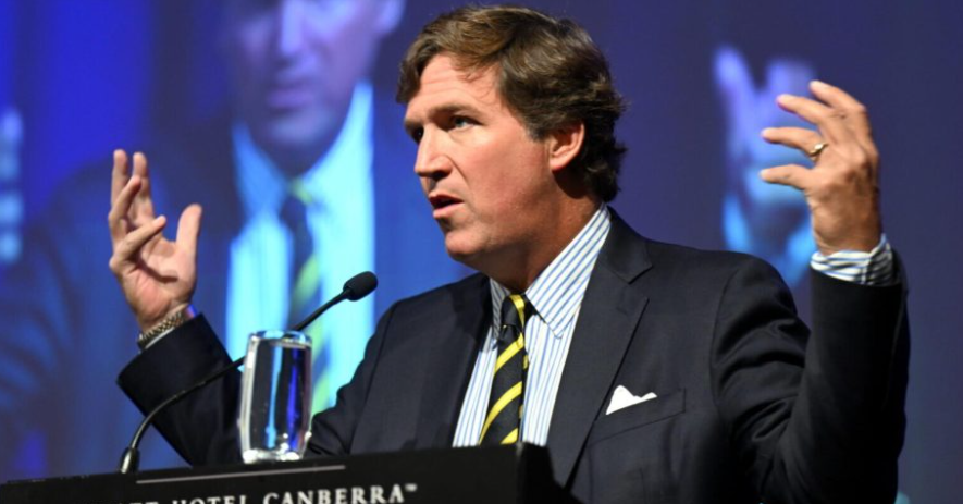 Tucker Carlson guxoi  Trump do burgosjen e tij 