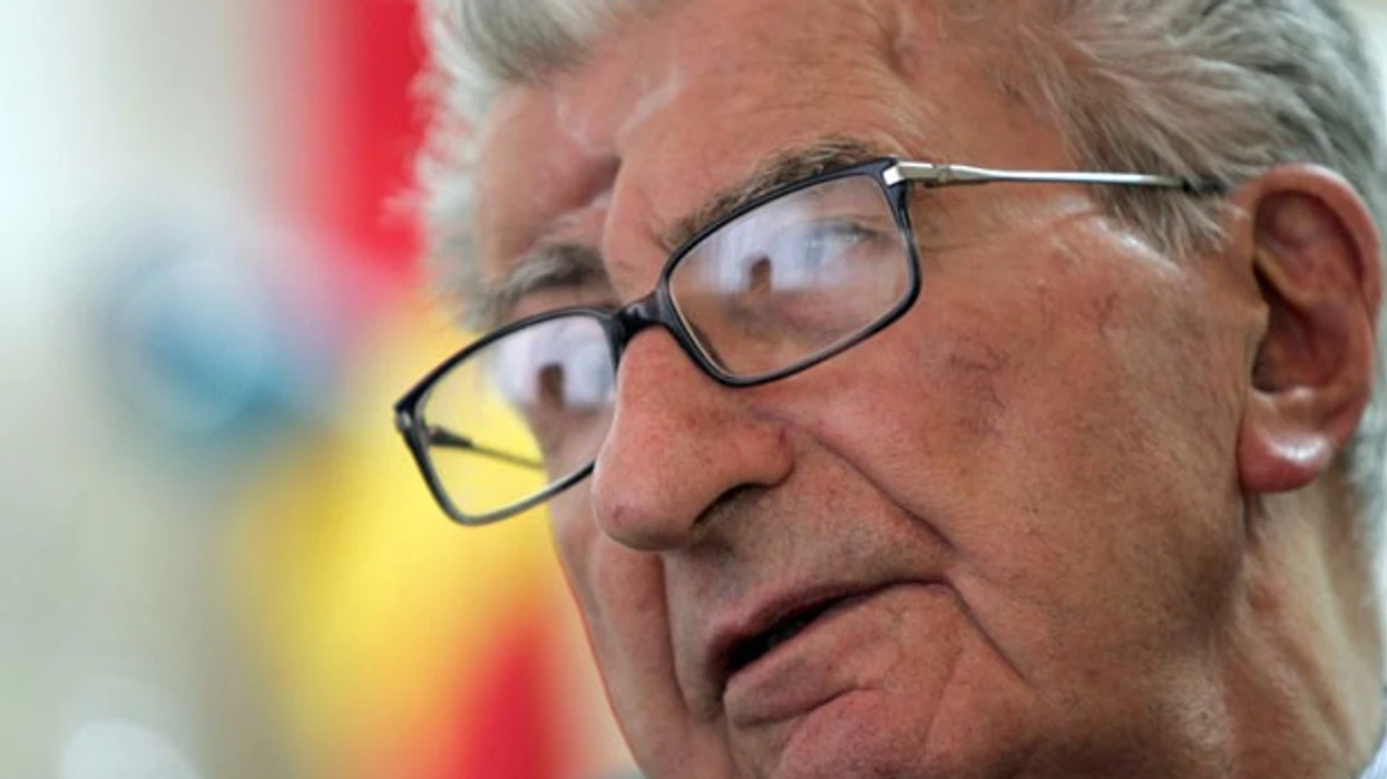 Dokumentet e CIA s  Kiro Gligorovit i janë ofruar 100 milionë dollarë për ta ndryshuar emrin e Maqedonisë