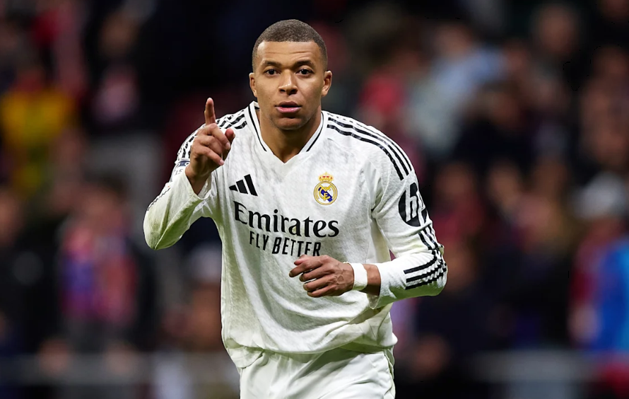 Mbappe rikthehet në stërvitje  por pjesëmarrja ndaj Manchester City mbetet e pasigurt